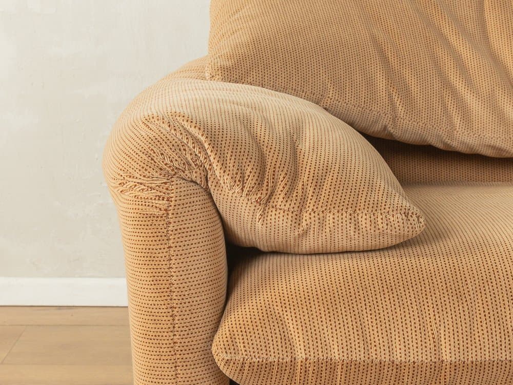 Sofa 675 Maralunga, sztruks beżowy, proj. V. Magistretti, Cassina, Włochy, lata 70. - 280277