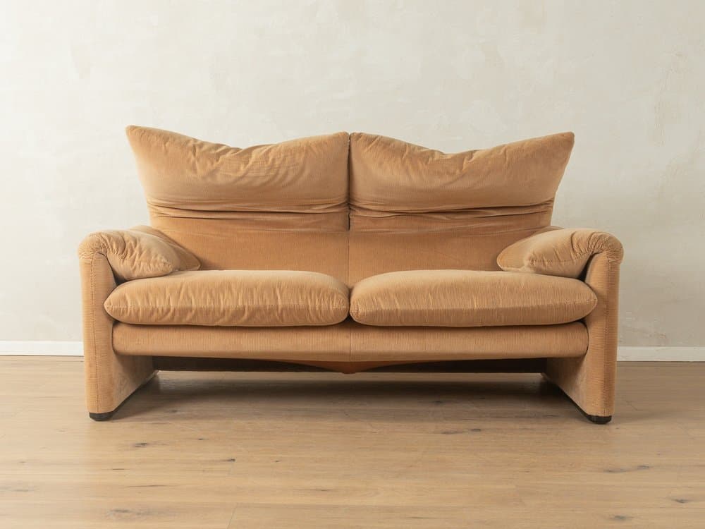 Sofa 675 Maralunga, sztruks beżowy, proj. V. Magistretti, Cassina, Włochy, lata 70. - 280272