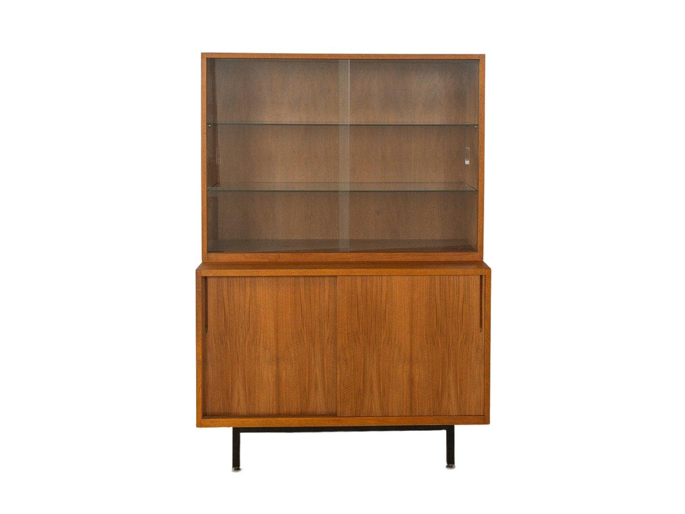 Witryna, orzech brązowy, szkło, stal czarna, Niemcy, lata 50.