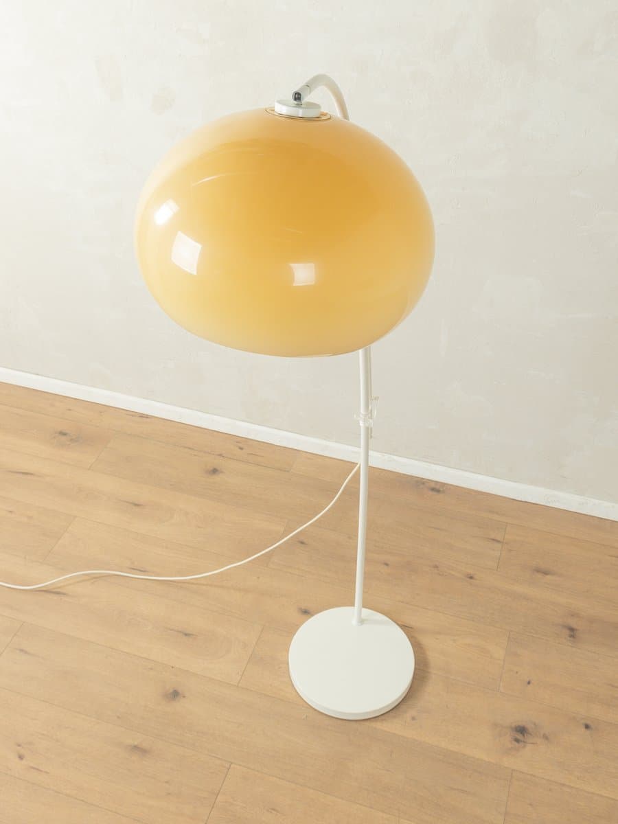 Floor lamp, white metal, yellow plexiglass, Germany, 1970s. - 280217