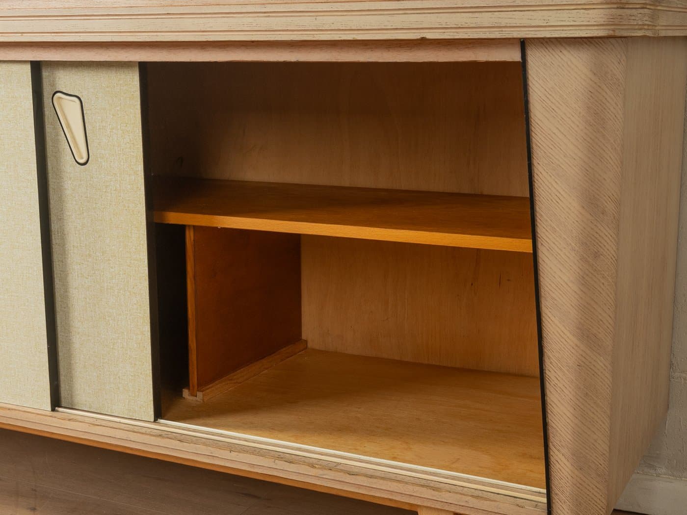 Kredens kuchenny, beżowy, jesion szkło, Niemcy, lata 50. - 279967