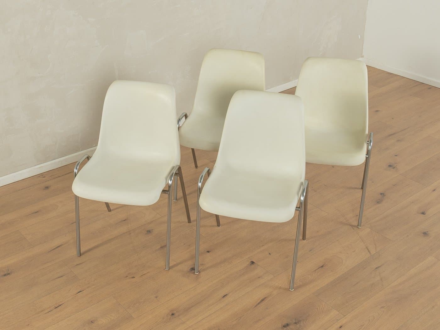 Zestaw czterech krzeseł jadalnianych, beżowy, Niemcy, lata 70. - 279940