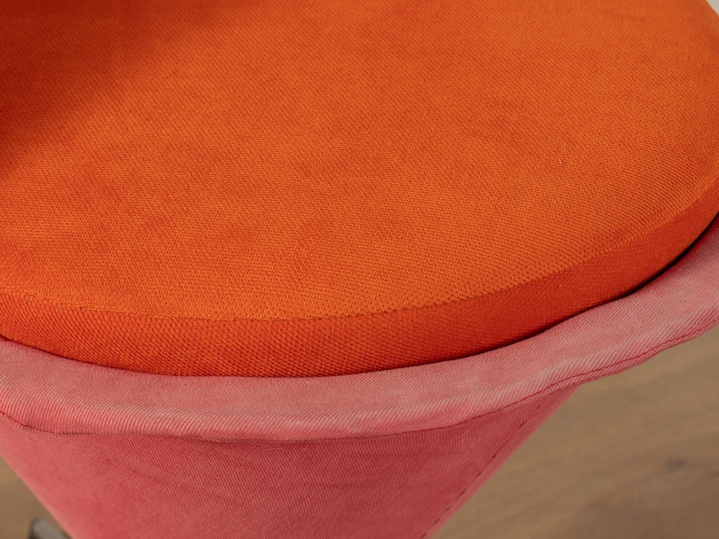 Para krzeseł Cone Chair, różowy, tkanina, stal nierdzewna, proj. V. Panton, Niemcy, lata 50. - 279669