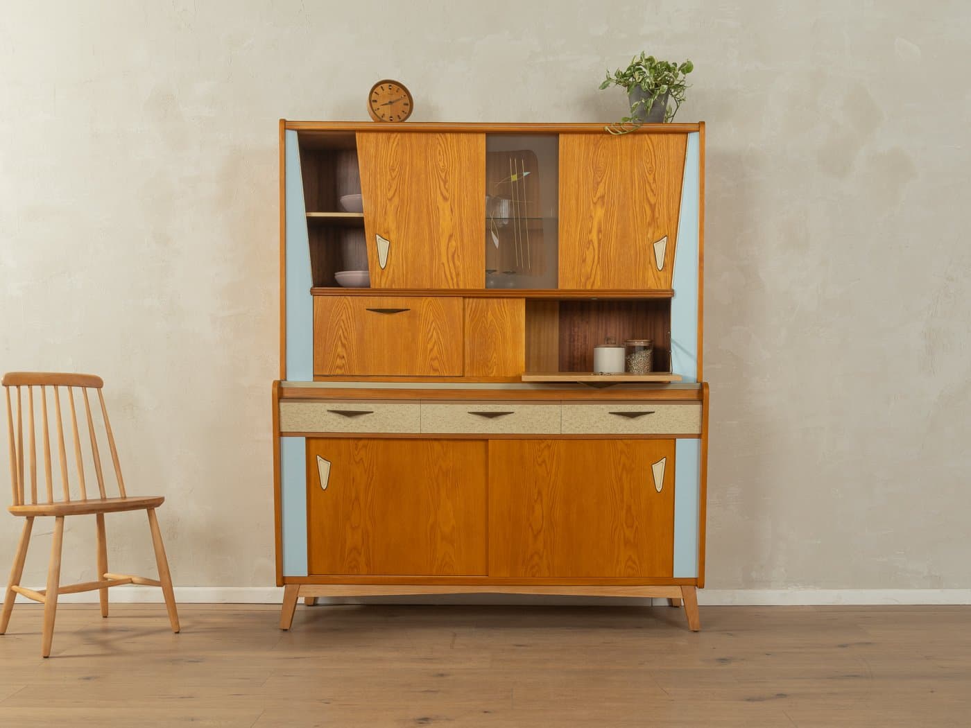 Kredens kuchenny, niebieski, jesion brązowy, szkło, Niemcy, lata 60. - 279544