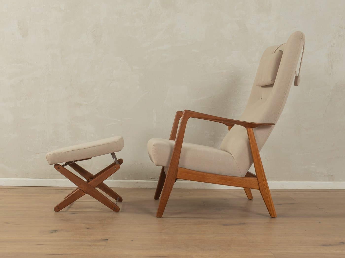 Zestaw fotel i podnóżek Rock Siesta, beżowy, teak, Norwegia, lata 50. - 279346