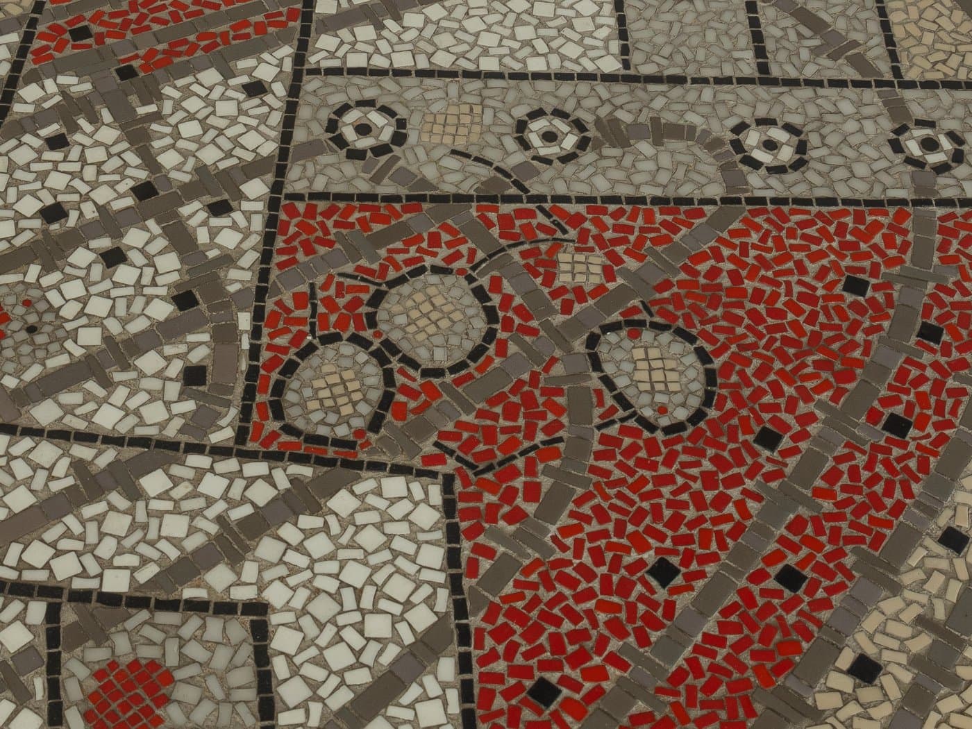 Stolik kawowy mozaika, buk brązowy, mosiądz złoty, Niemcy, lata 60. - 279343