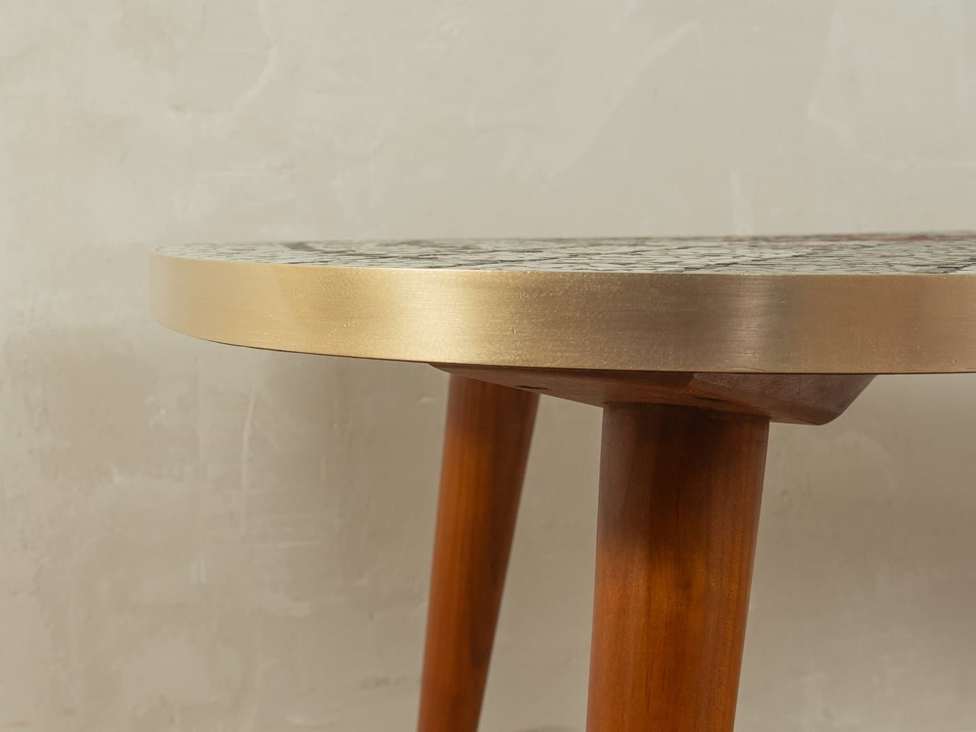 Stolik kawowy mozaika, buk brązowy, mosiądz złoty, Niemcy, lata 60. - 279340