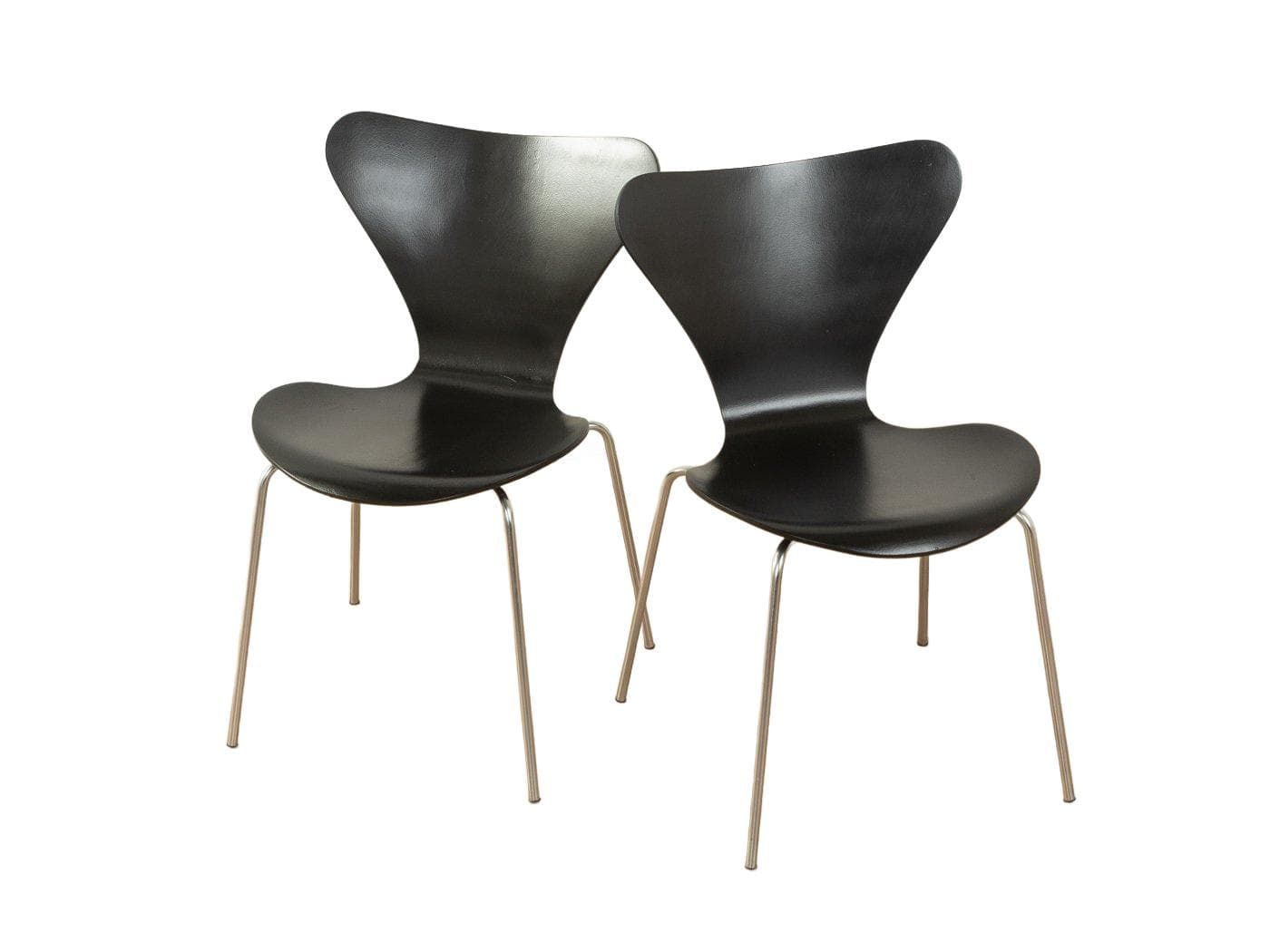 Para krzeseł Model 3107, czarny, sklejka, stal nierdzewna, proj. A. Jacobsen, Fritz Hansen, Dania, lata 50.