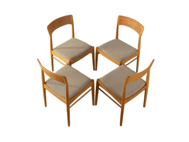 Zestaw czterech krzeseł jadalnianych, dąb brązowy, tkanina beżowa, proj. H. Kjærnulf, Dania, lata 60. - WYMIARY