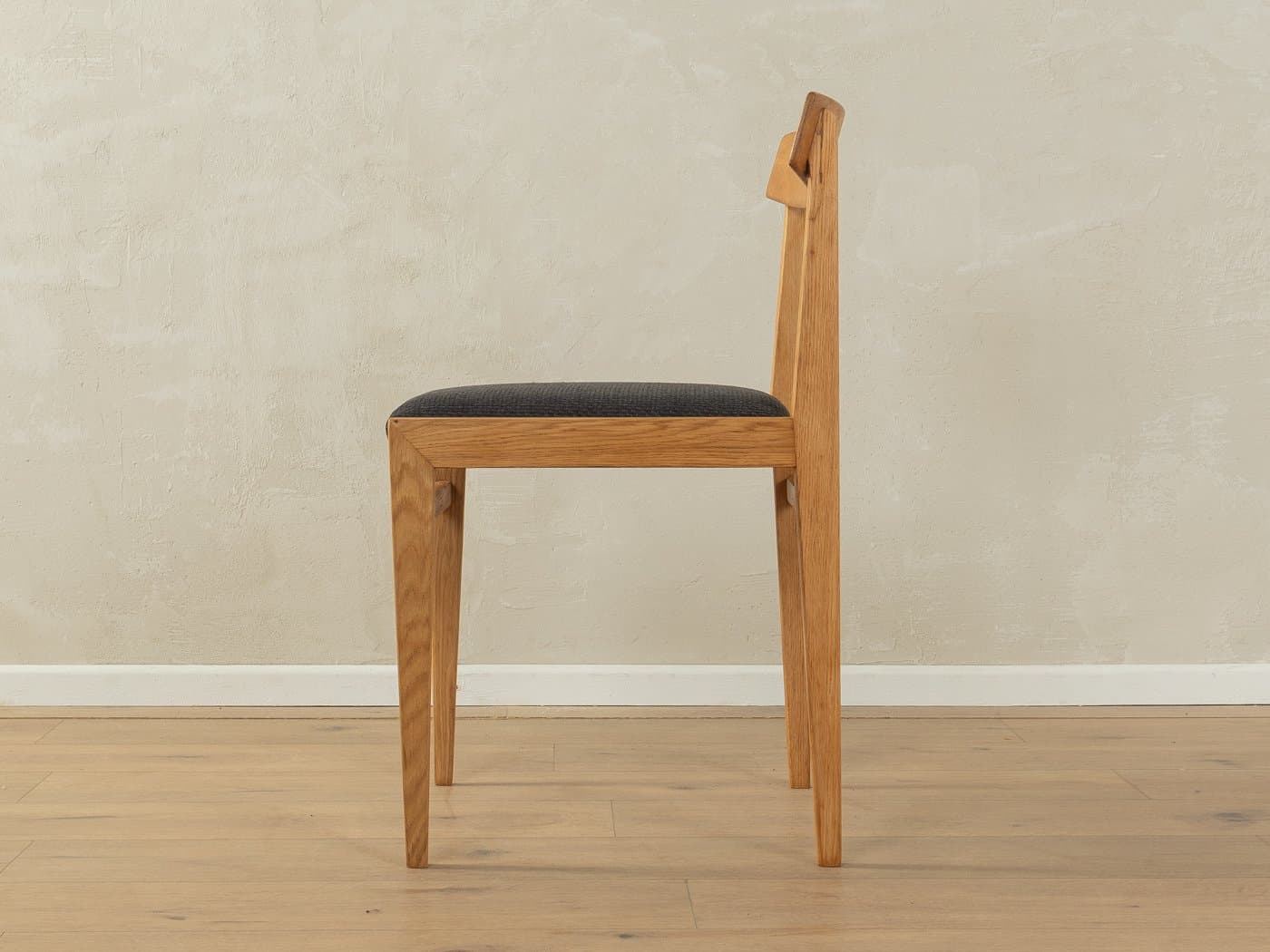 Zestaw czterech krzeseł jadalnianych, czarna tkanina, jesion brązowy, Lübke, Niemcy, lata 60. - 278772