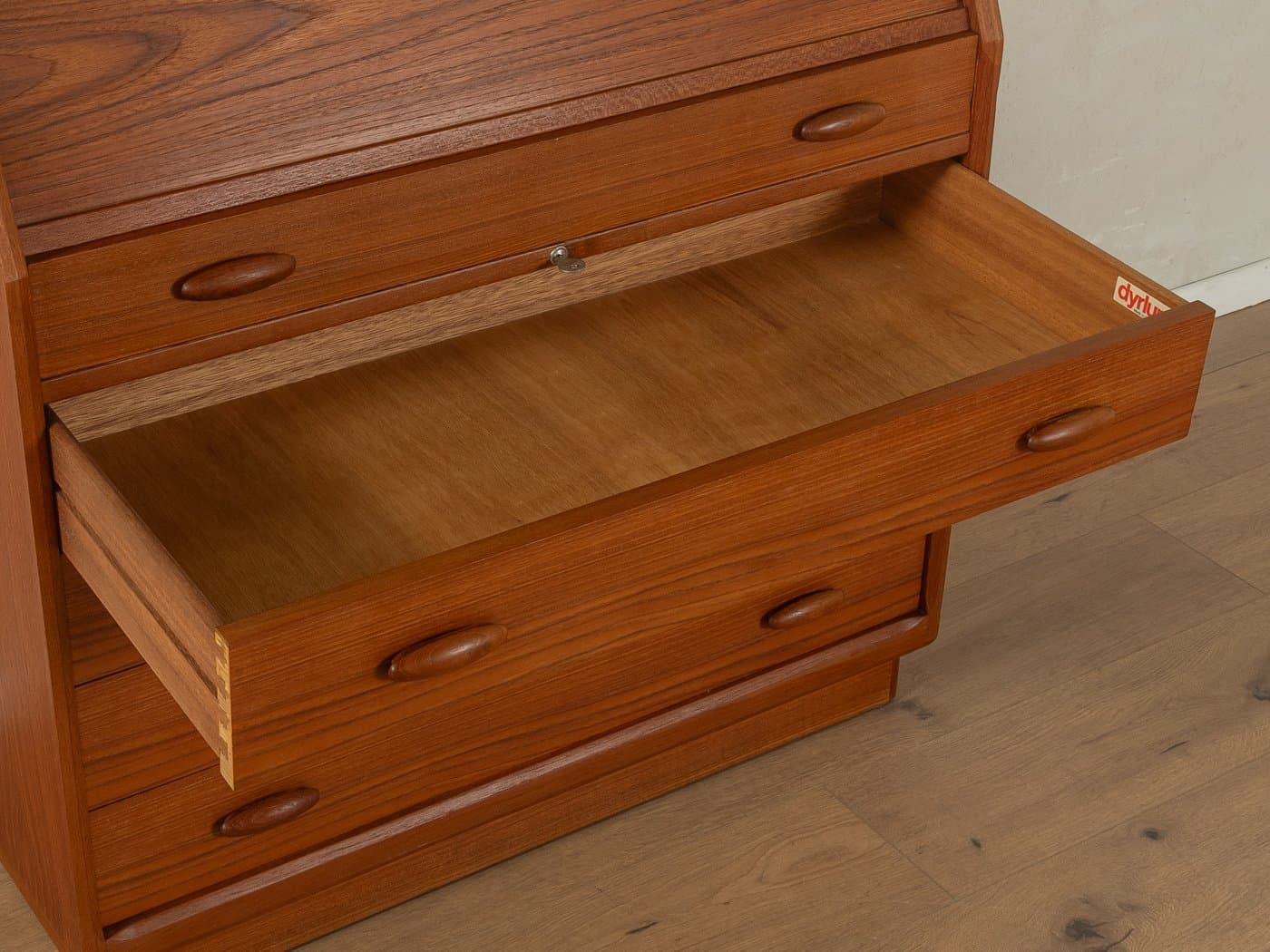 Sekretarzyk Dyrlund, brązowy, teak, Dania, lata 80. - 278685