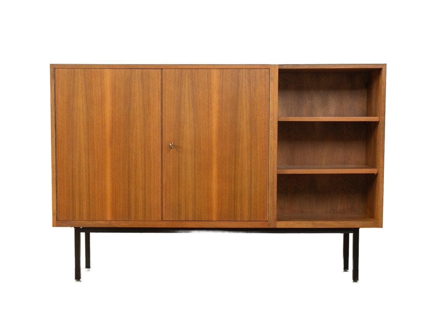 Kredens, orzech brązowy, stal czarna, Niemcy, lata 50.