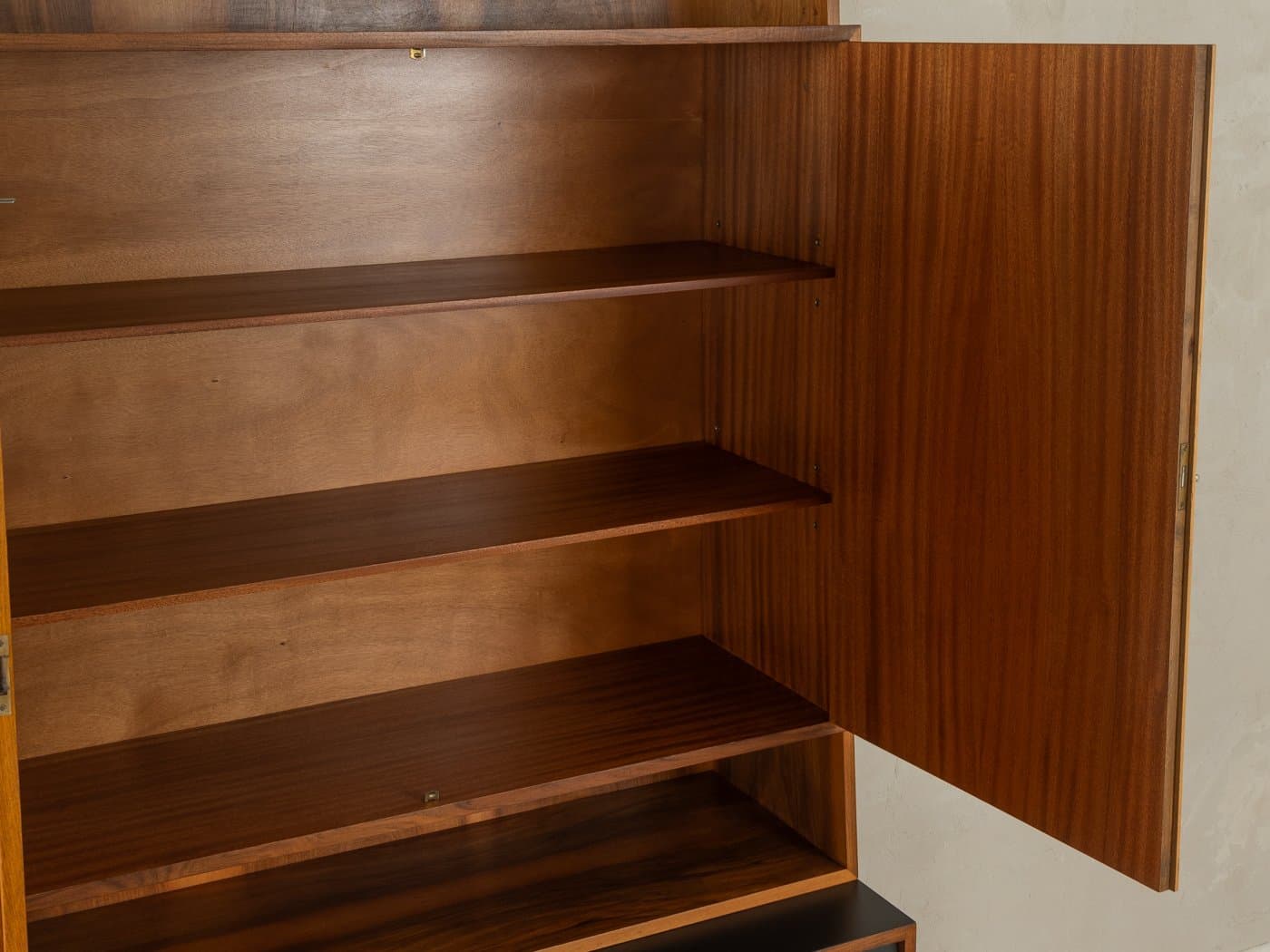 Komoda, brązowy orzech, czarne fronty, Niemcy, lata 50. - 278454