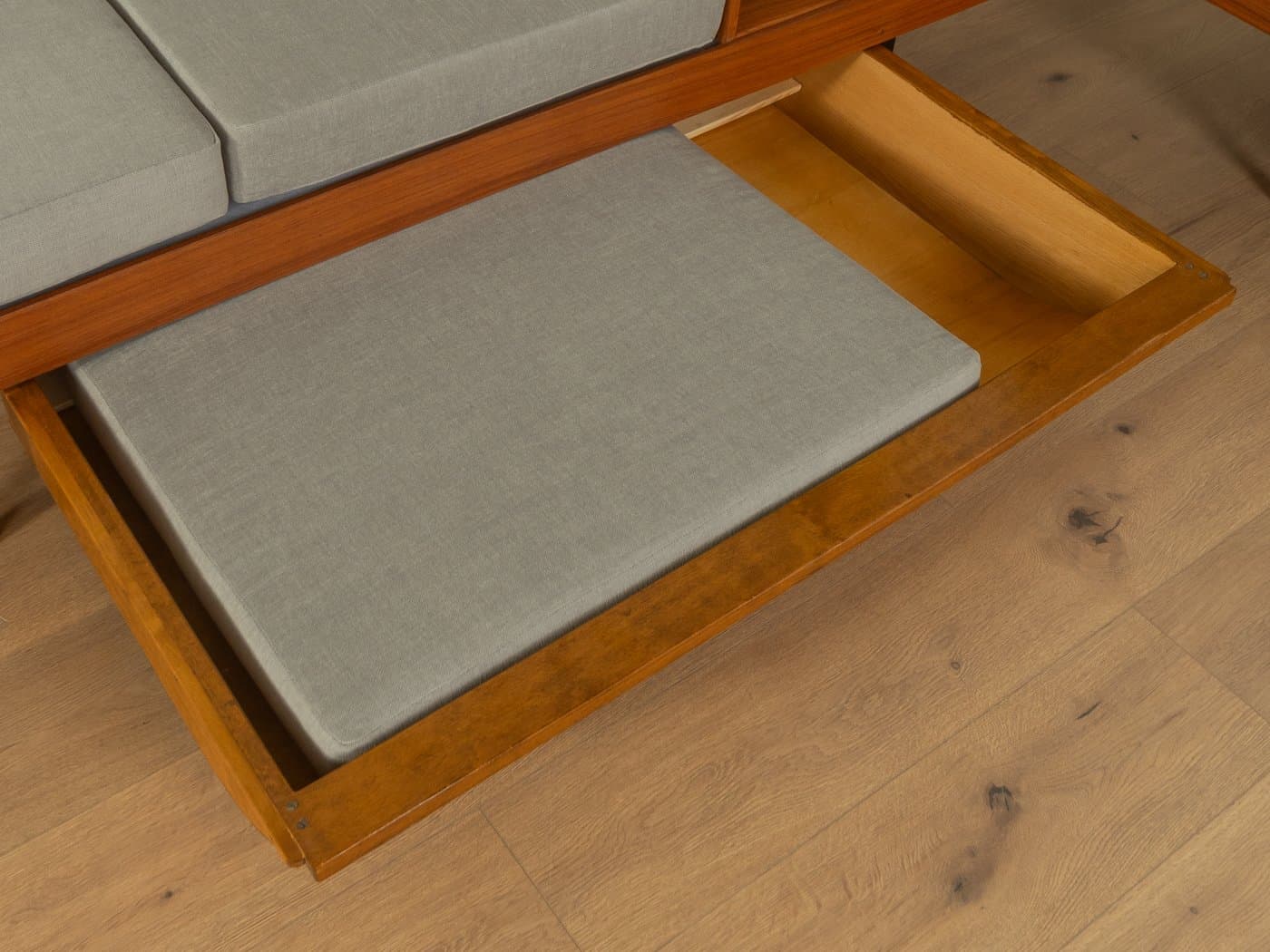 Zestaw dwóch sof, styl skandynawski, tkanina jasnoszara, teak brązowy, Niemcy, lata 60. - 278406