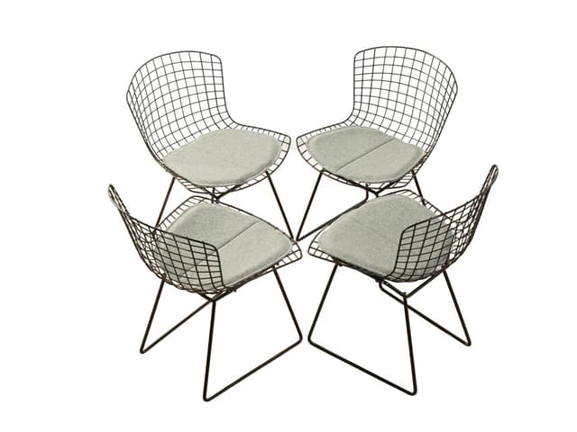 Zestaw czterech krzeseł Model 420 Bertoia, metal czarny, Knoll, USA, lata 40. - WYMIARY