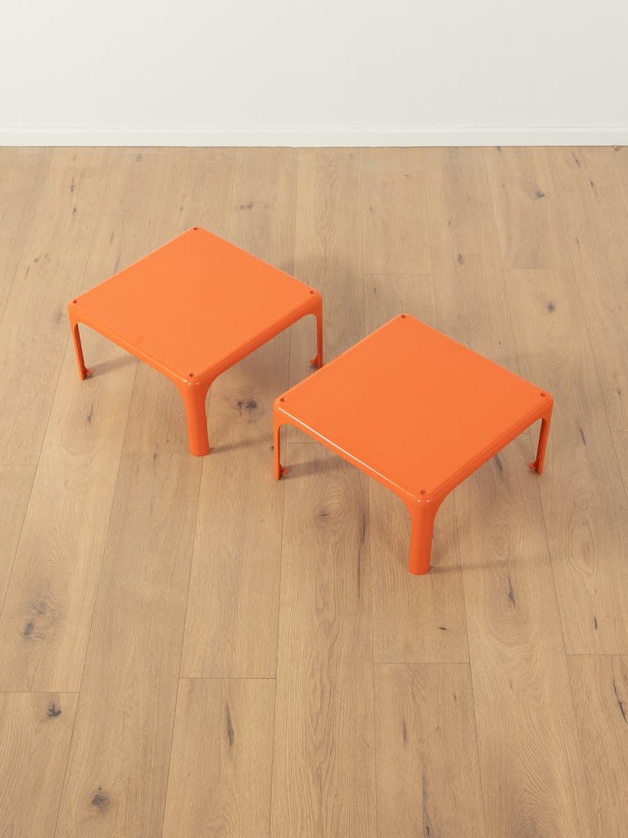 Zestaw dwóch stolików bocznych Demetrio 45, pomarańczowy, plastik, proj. V. Magistretti, Artemide, Włochy, lata 60. - 278261