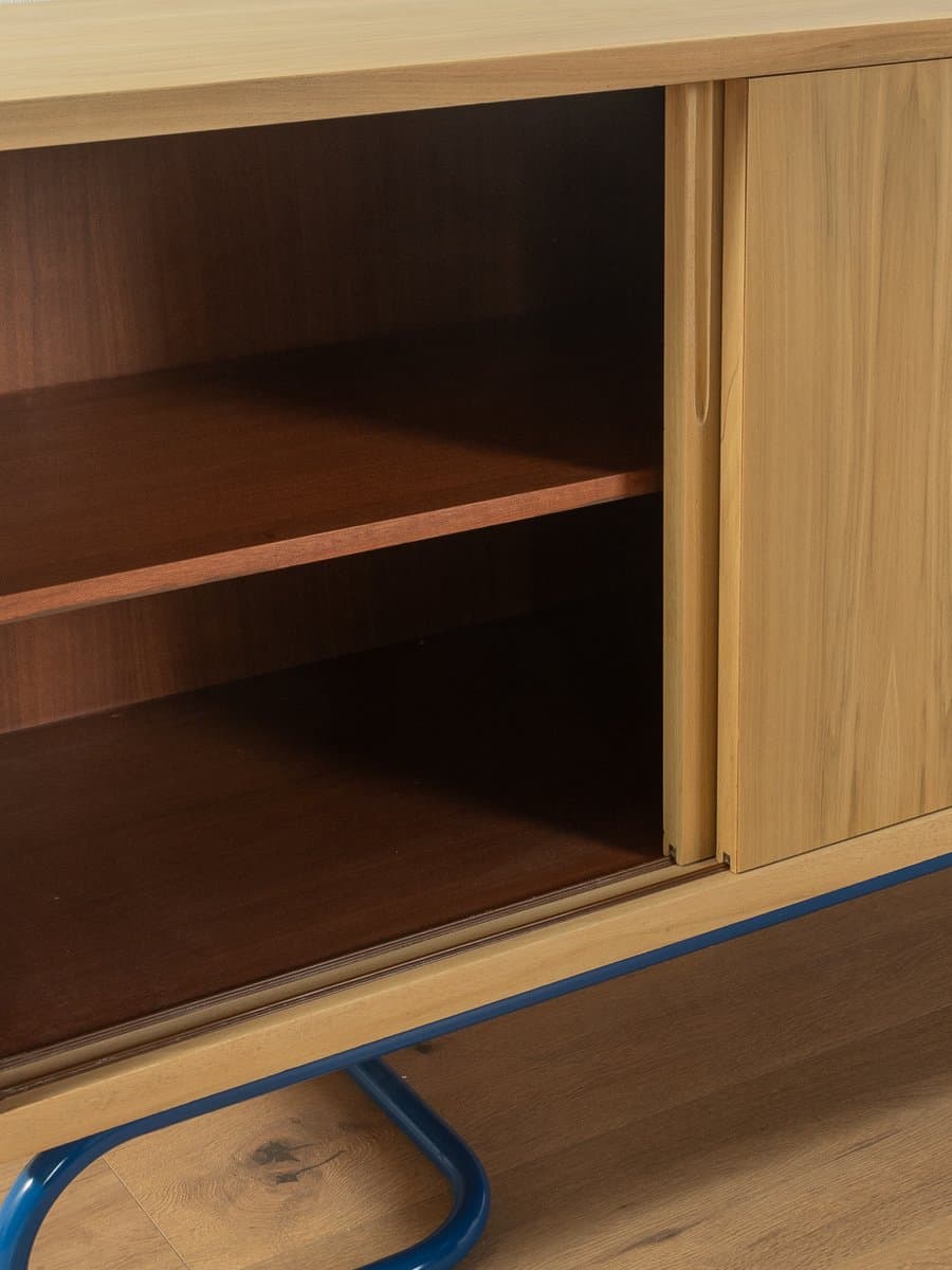 Kredens Bauhaus, orzech brązowy, stal nierdzewna niebieska, Niemcy, lata 50. - 278219
