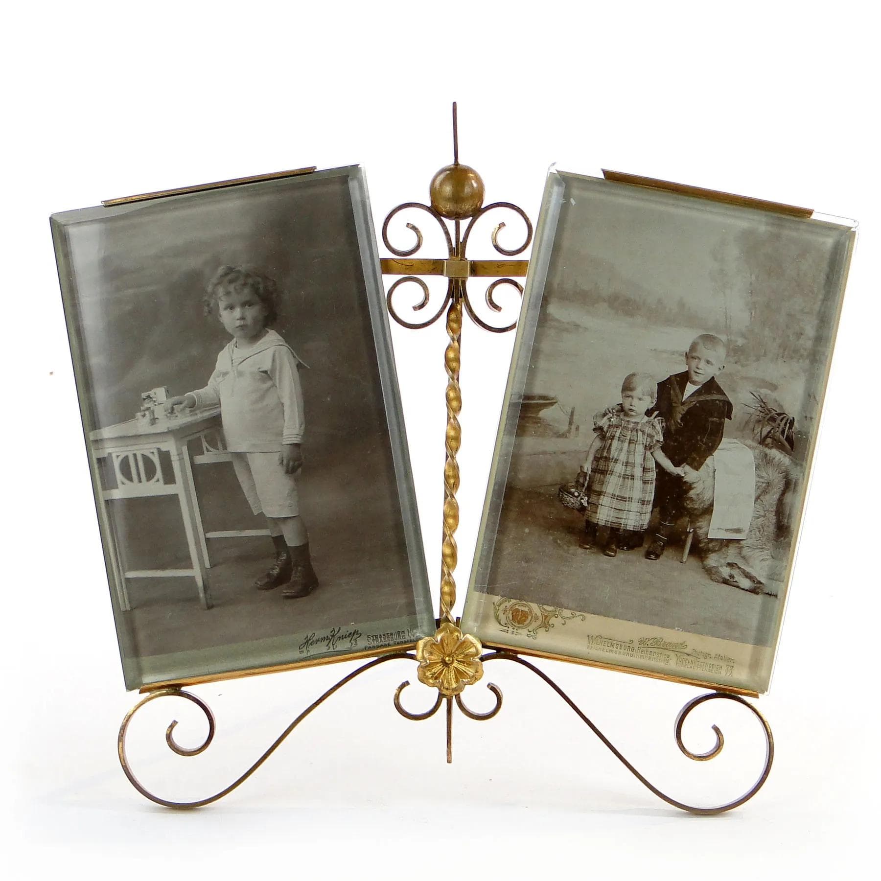 Fan-Shaped Photo Frame, Art Nouveau, gilt brass, crystal glass, France, 19th c. - 20652