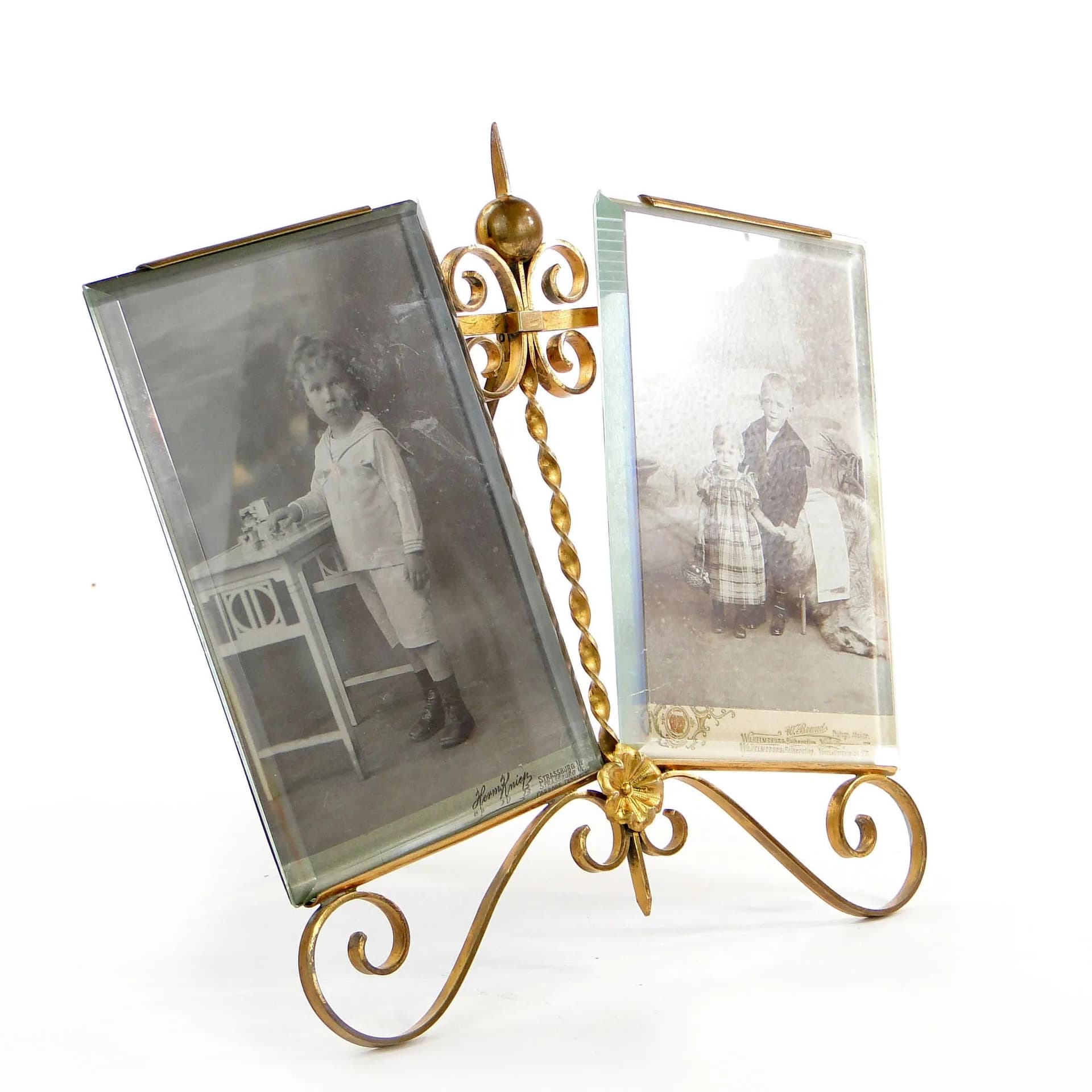 Fan-Shaped Photo Frame, Art Nouveau, gilt brass, crystal glass, France, 19th c. - 20655