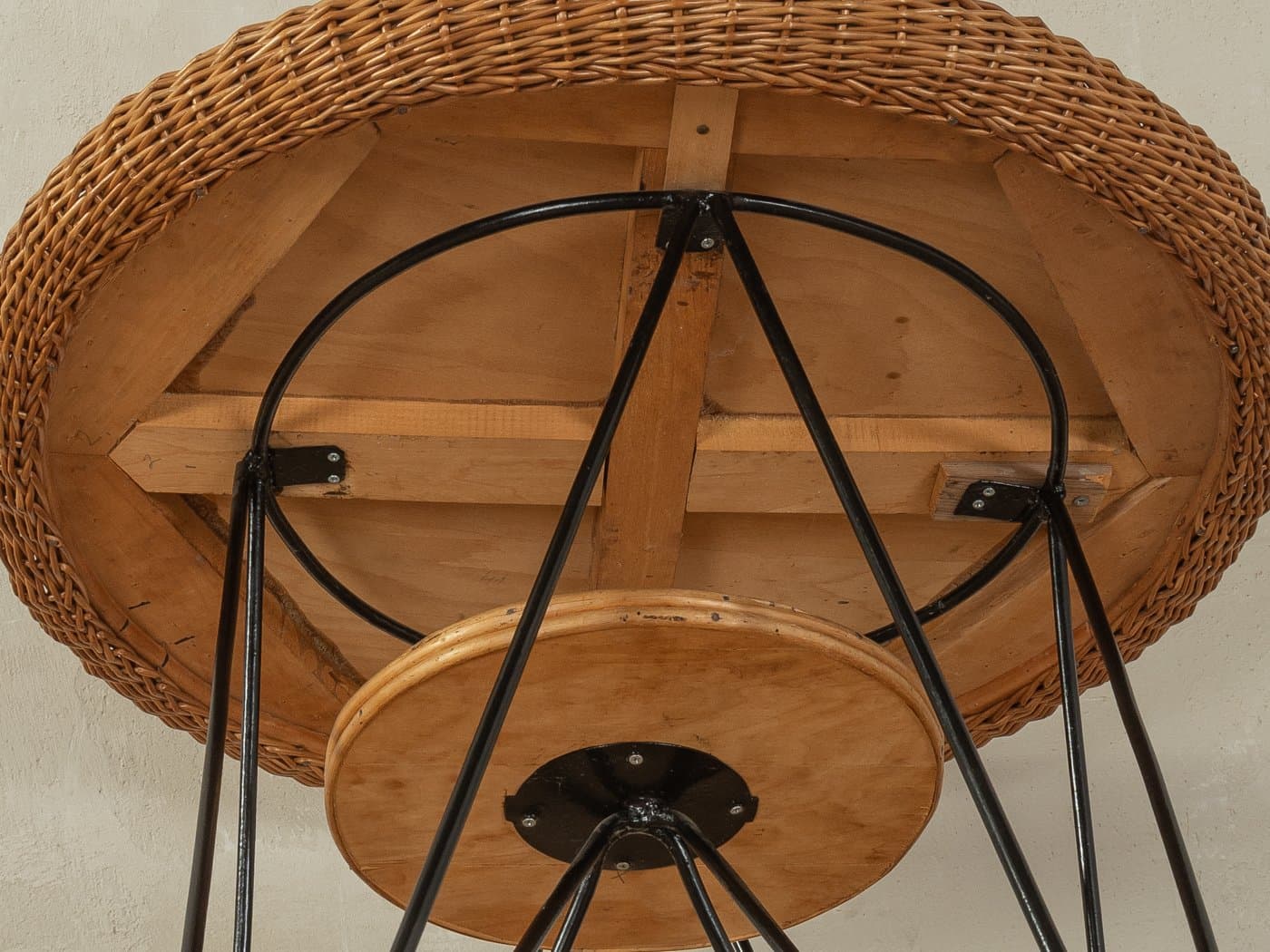 Stolik boczny, brązowy, buk, rattan, Niemcy, lata 50. - 278107