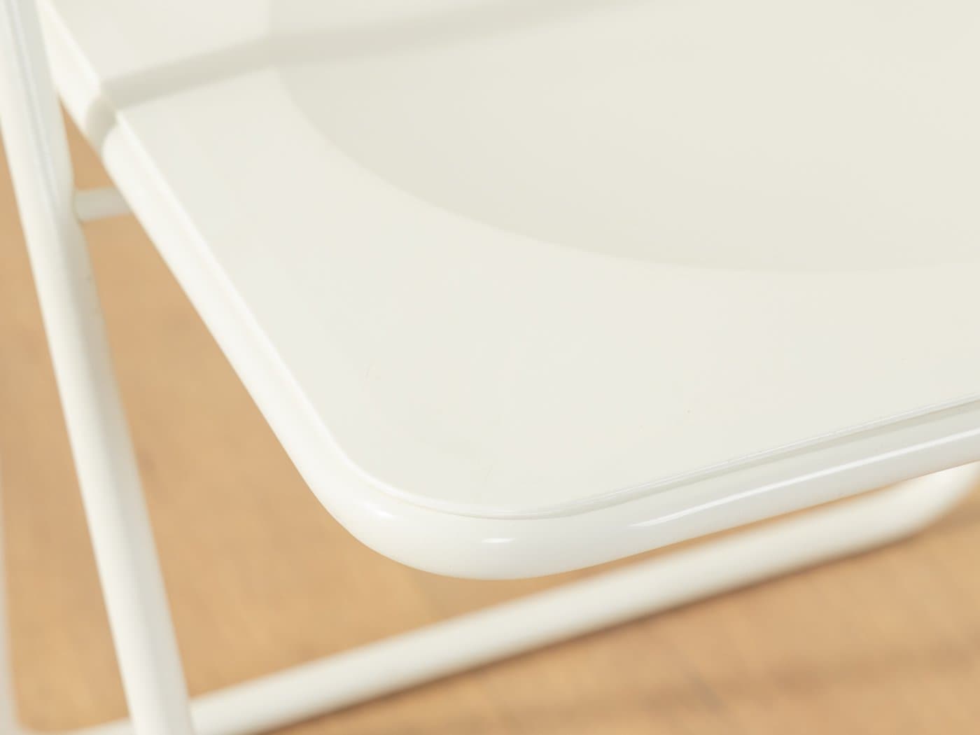 Krzesło składane, biały metal, biały plastik, proj. N. Gammelgaard, Ikea, Szwecja, lata 70. - 279831