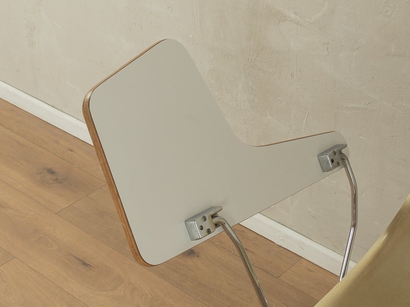 Krzesło DSS-TA, włókno szklane żółty, stal nierdzewna srebrny, proj. C. & R. Eames, Herman Miller, USA, lata 60. - 282901