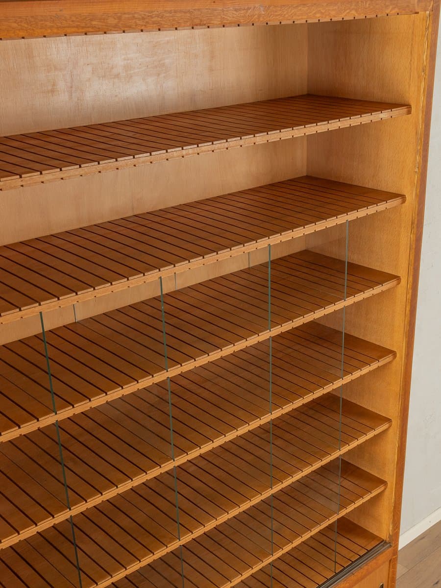 Witryna, orzech brązowy, Niemcy, lata 50. - 282756