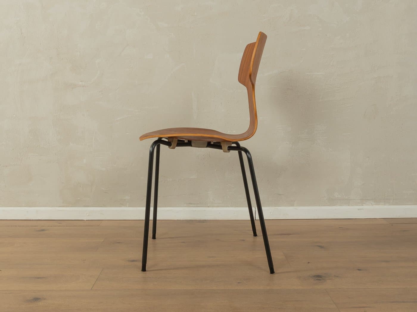 Zestaw sześciu krzeseł 3103 Hammer, teak brązowy, stal czarna, proj. A. Jacobsen, Fritz Hansen, Dania, lata 60. - 282720