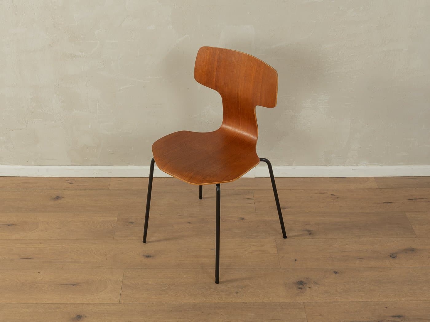 Zestaw czterech krzeseł Model 3103 Hammer, teak brązowy, proj. A. Jacobsen, Fritz Hansen, Dania, lata 60. - 282711
