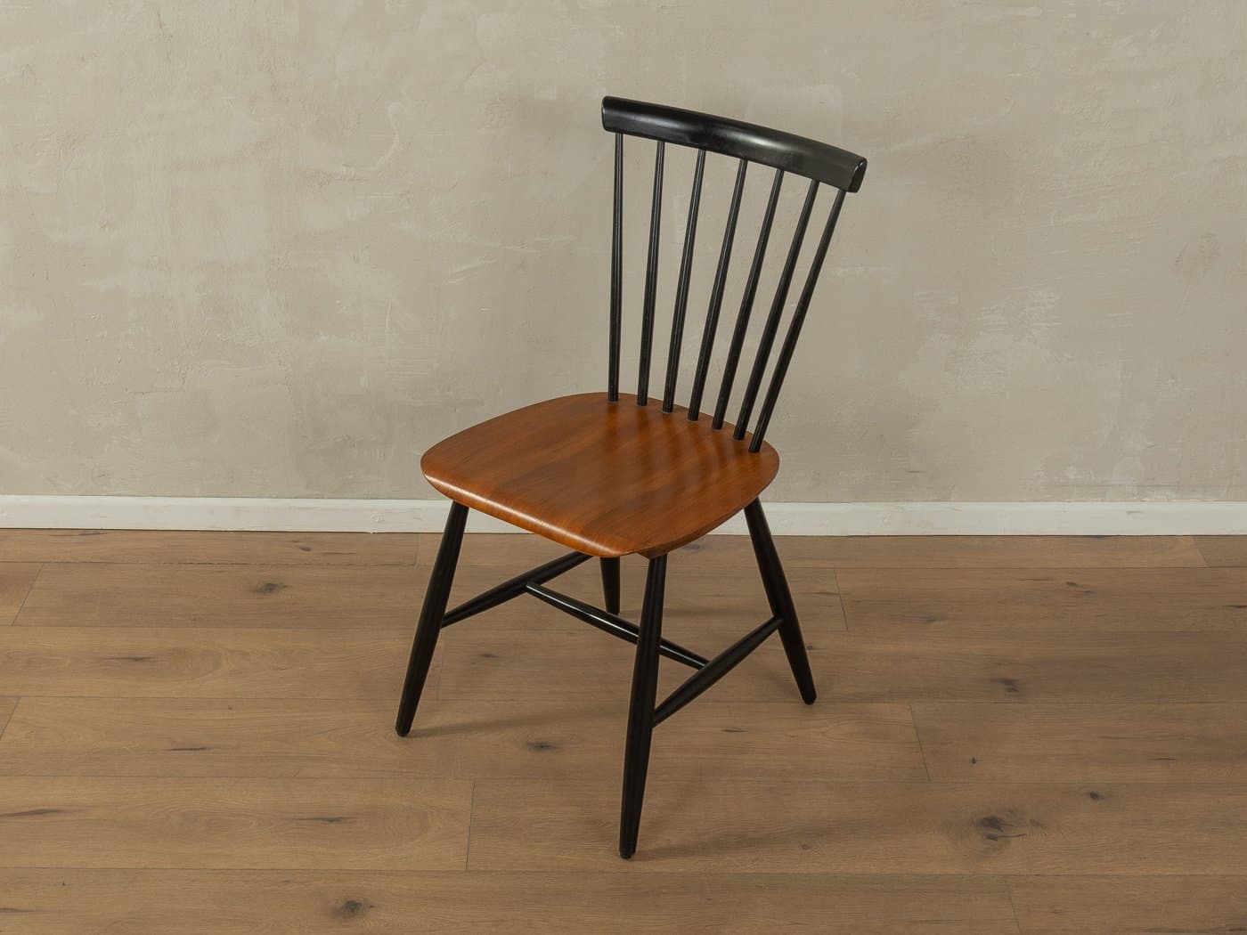 Zestaw czterech krzeseł Rung, teak brązowy, jesion czarny, proj. S. E. Fryklund, HagaFors, Szwecja, lata 60. - 282530