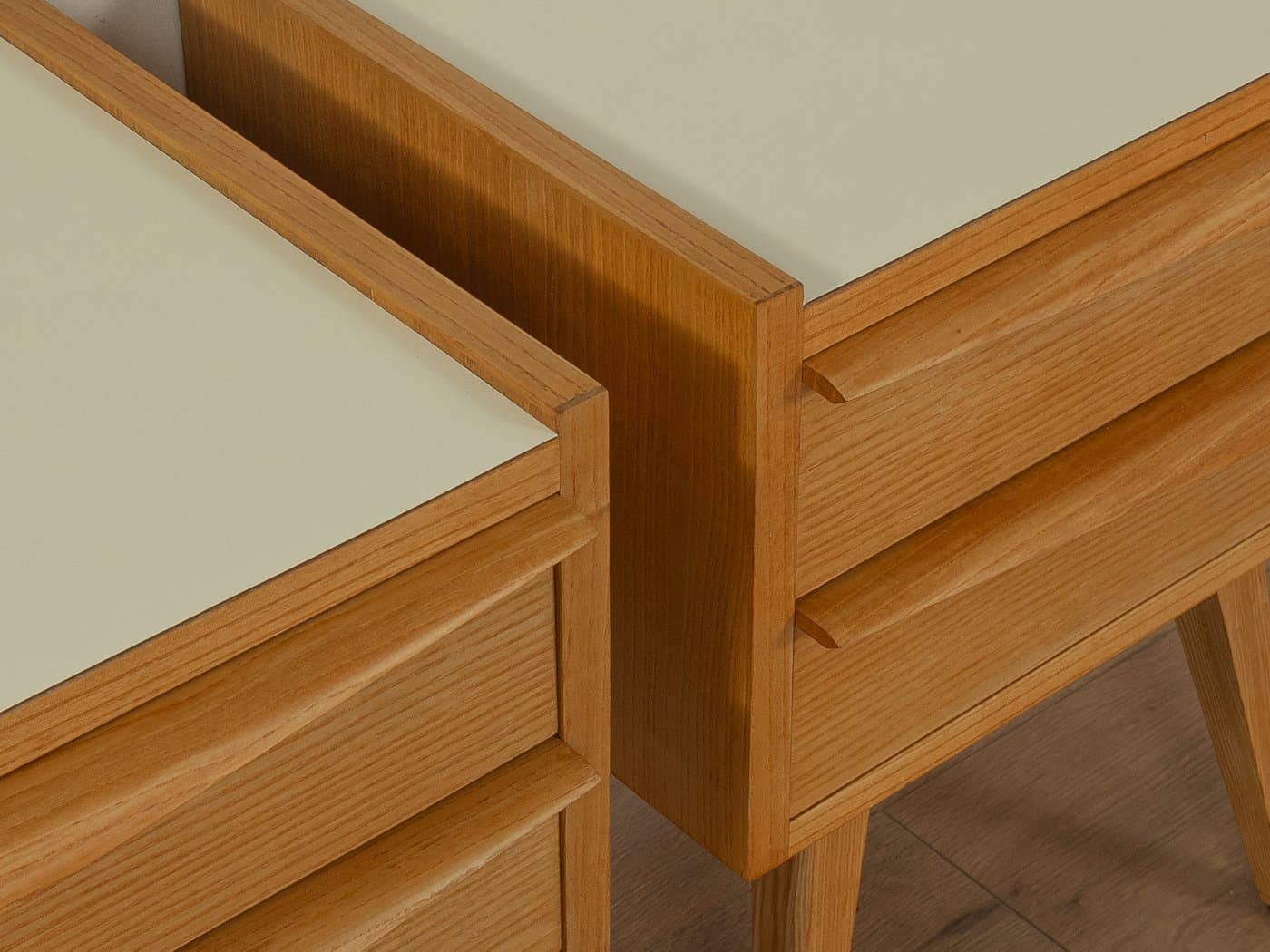 Para stolików nocnych, brązowy kremowy, jesion, Niemcy, lata 50. - 282510