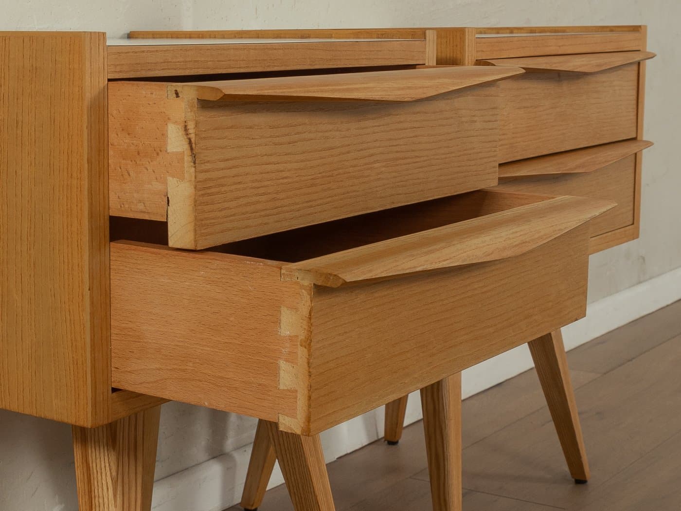 Para stolików nocnych, brązowy kremowy, jesion, Niemcy, lata 50. - 282508