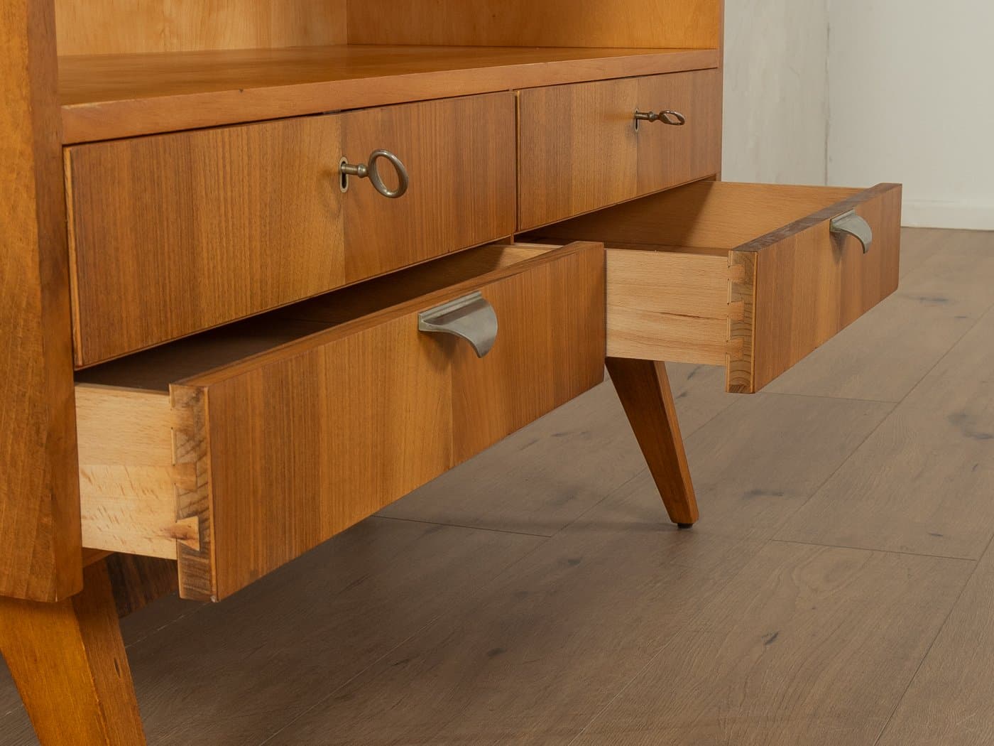 Sekretarzyk, orzech brązowy, Niemcy, lata 50. - 282490