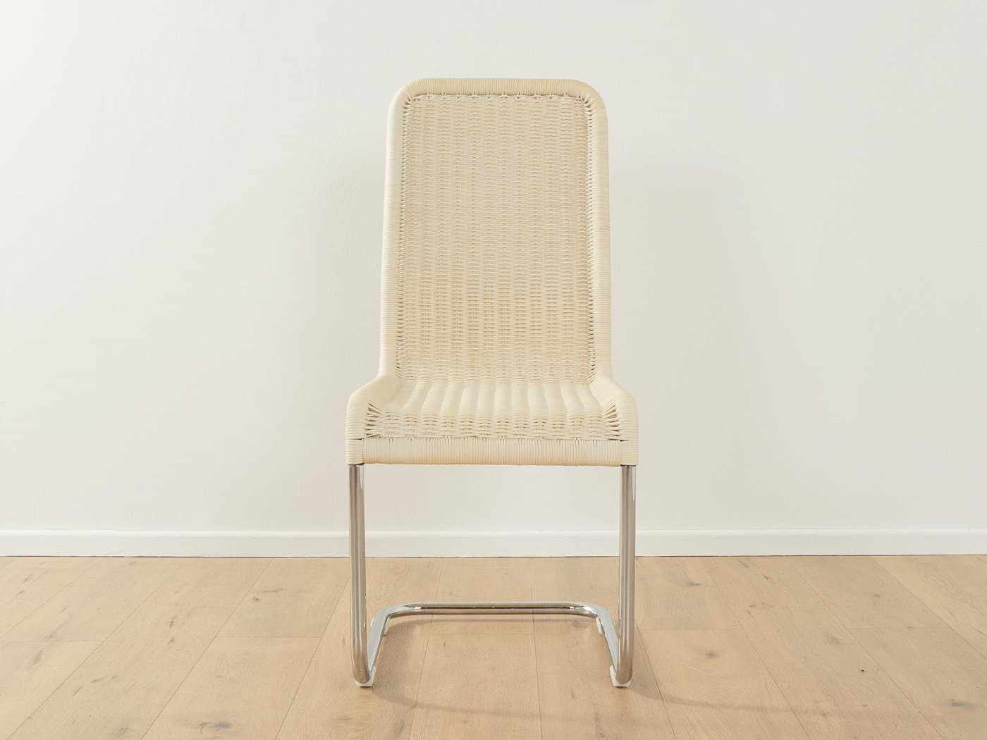 Para krzeseł B25, chrom, rattan beżowy, proj. M. Breuer, Tecta, Niemcy, lata 40. - 283383