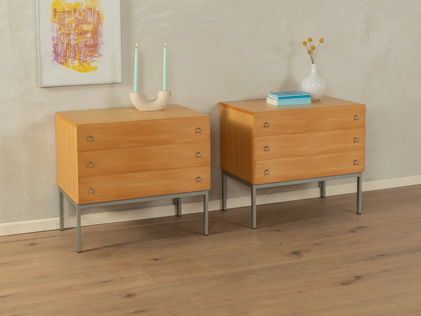 Zestaw dwóch stolików nocnych, jesion brązowy, stal szczotkowana szara, Niemcy, lata 60. - 283302