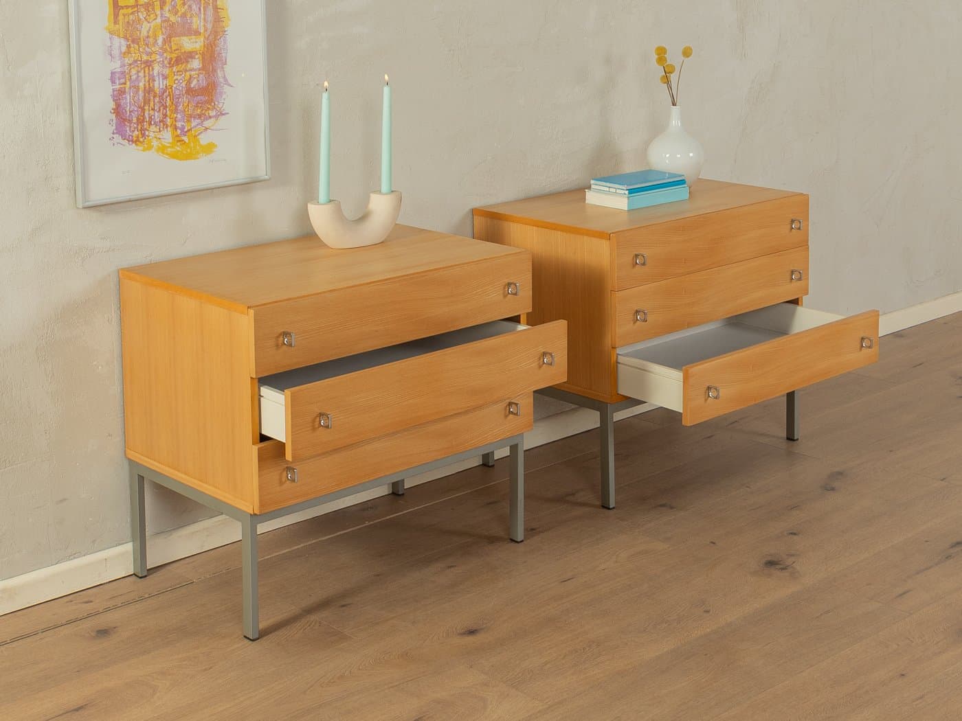 Zestaw dwóch stolików nocnych, jesion brązowy, stal szczotkowana szara, Niemcy, lata 60. - 283301