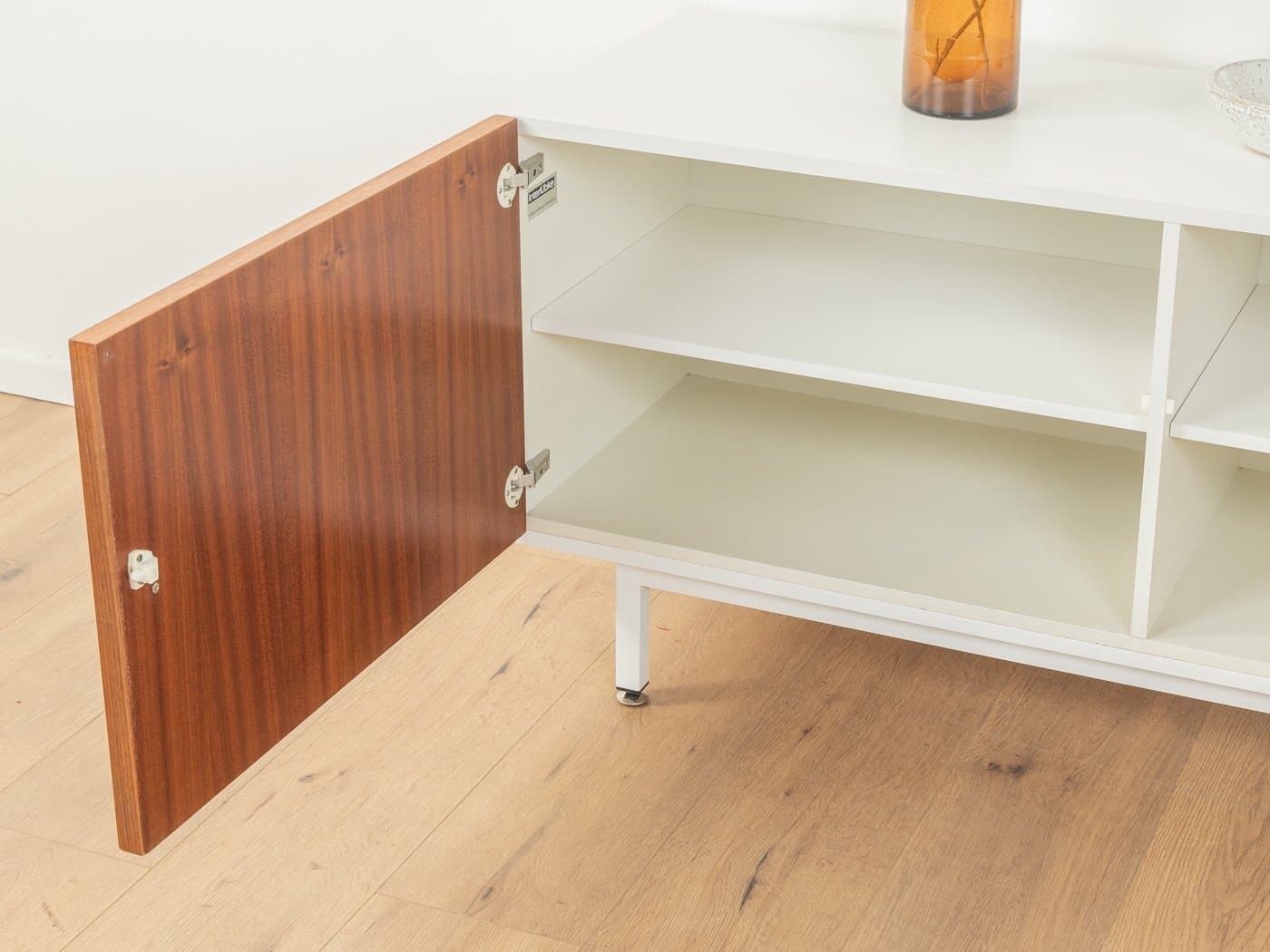 Sideboard Interlübke, brązowy, fornir teakowy, stal biała, Niemcy, lata 70. - 283254