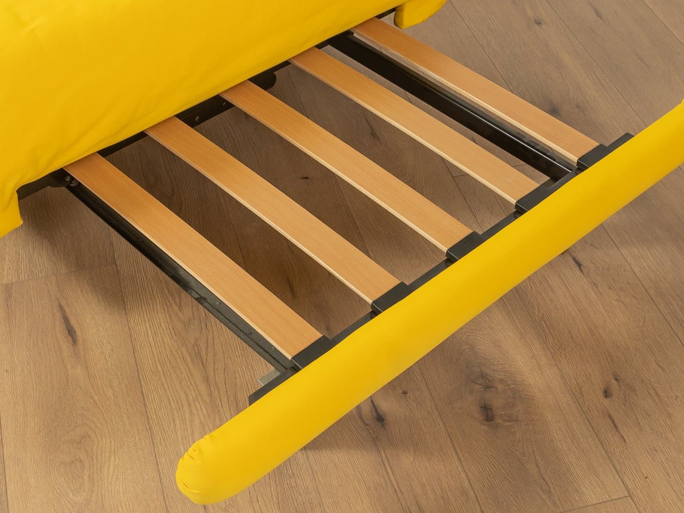 Fotel Multy, żółty, tkanina, proj. C. Brisson, Ligne Roset, Francja, lata 80. - 283214