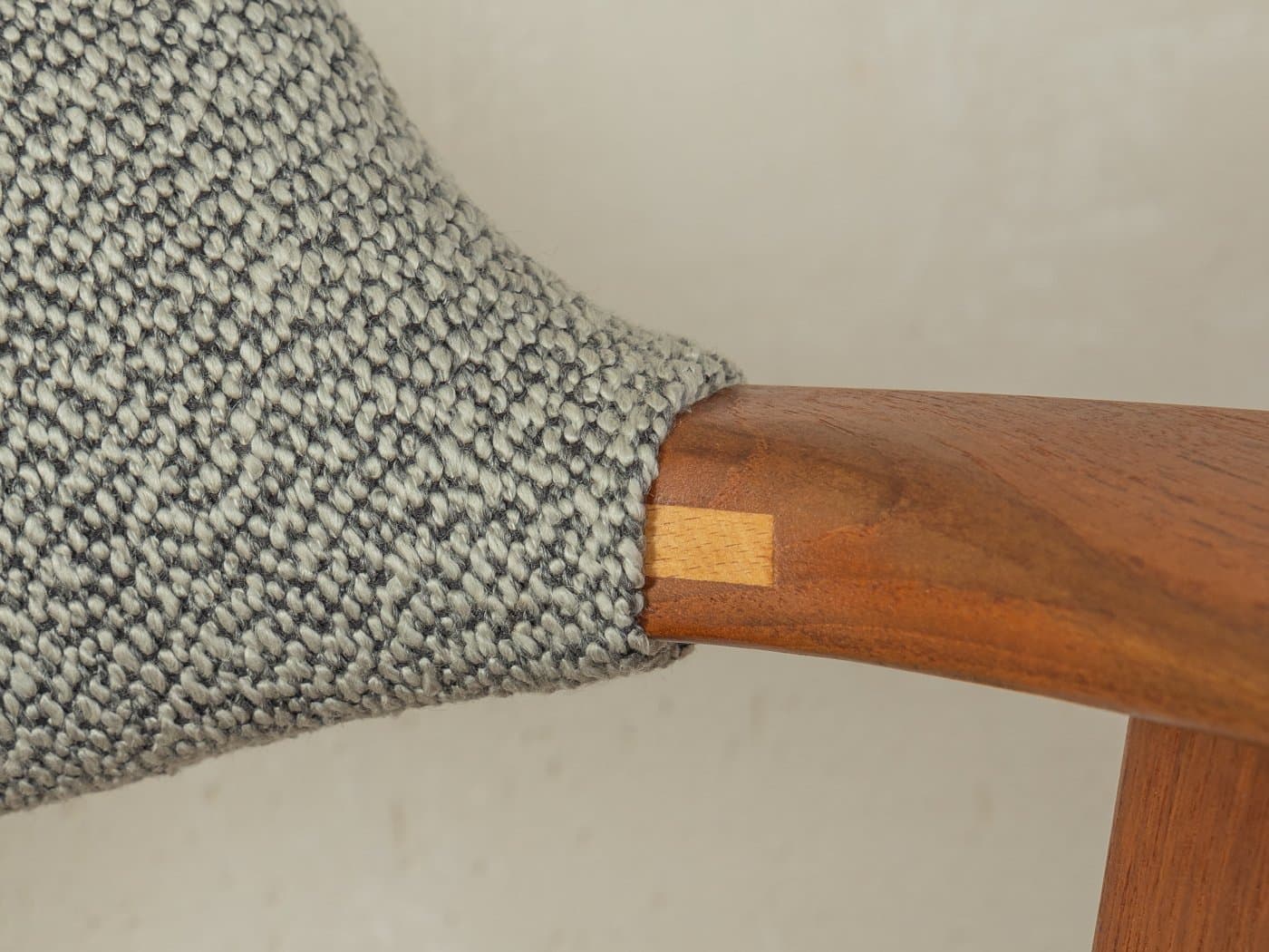 Fotel Model 42, teak brązowy, tkanina szara, proj. E. Kirkegaard, Dania, lata 50. - 283065