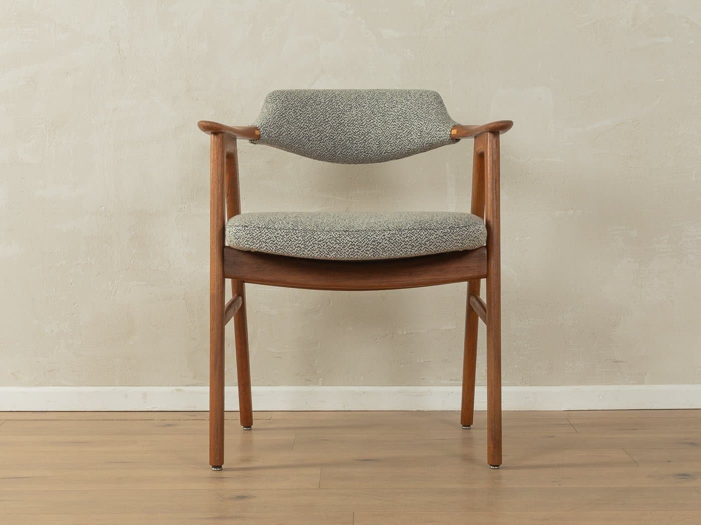 Fotel Model 42, teak brązowy, tkanina szara, proj. E. Kirkegaard, Dania, lata 50. - 283062