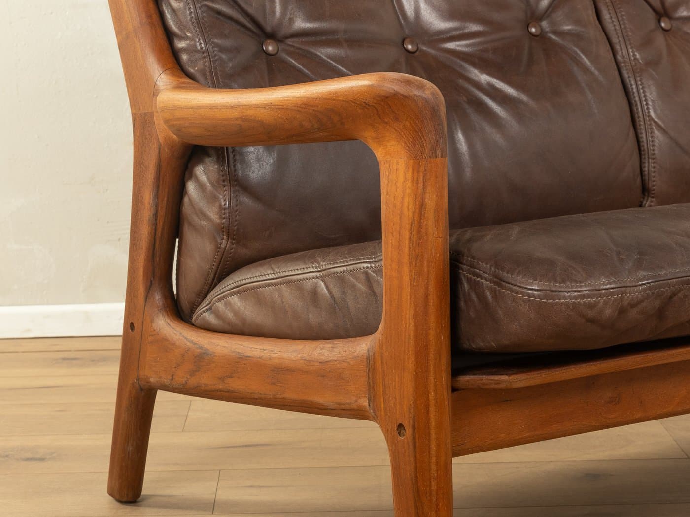 Sofa dwuosobowa, brązowa, skóra, teak, Dania, lata 60. - 283742