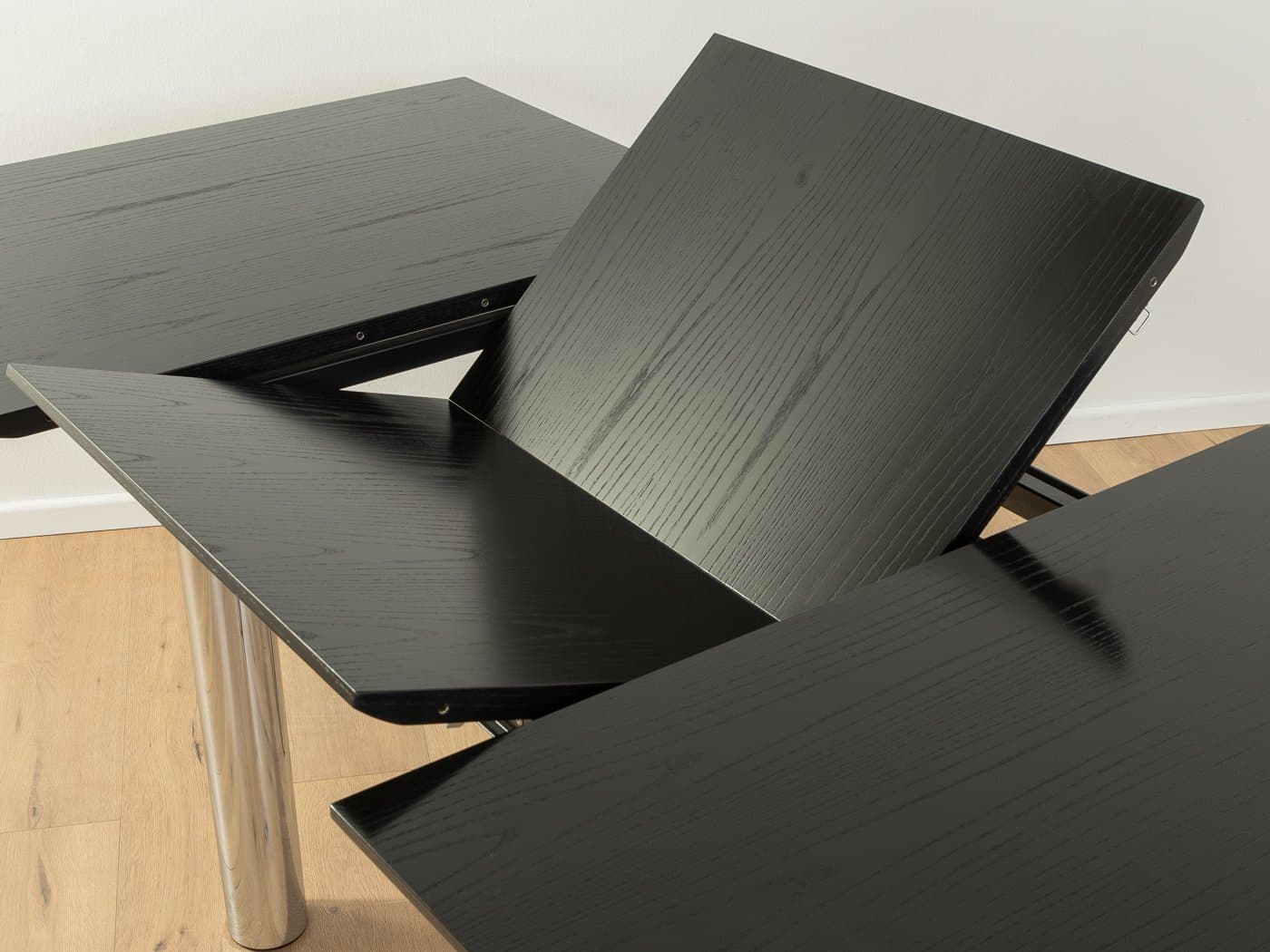 Stół rozkładany, czarny jesion, stal nierdzewna, Niemcy, lata 80. - 286975