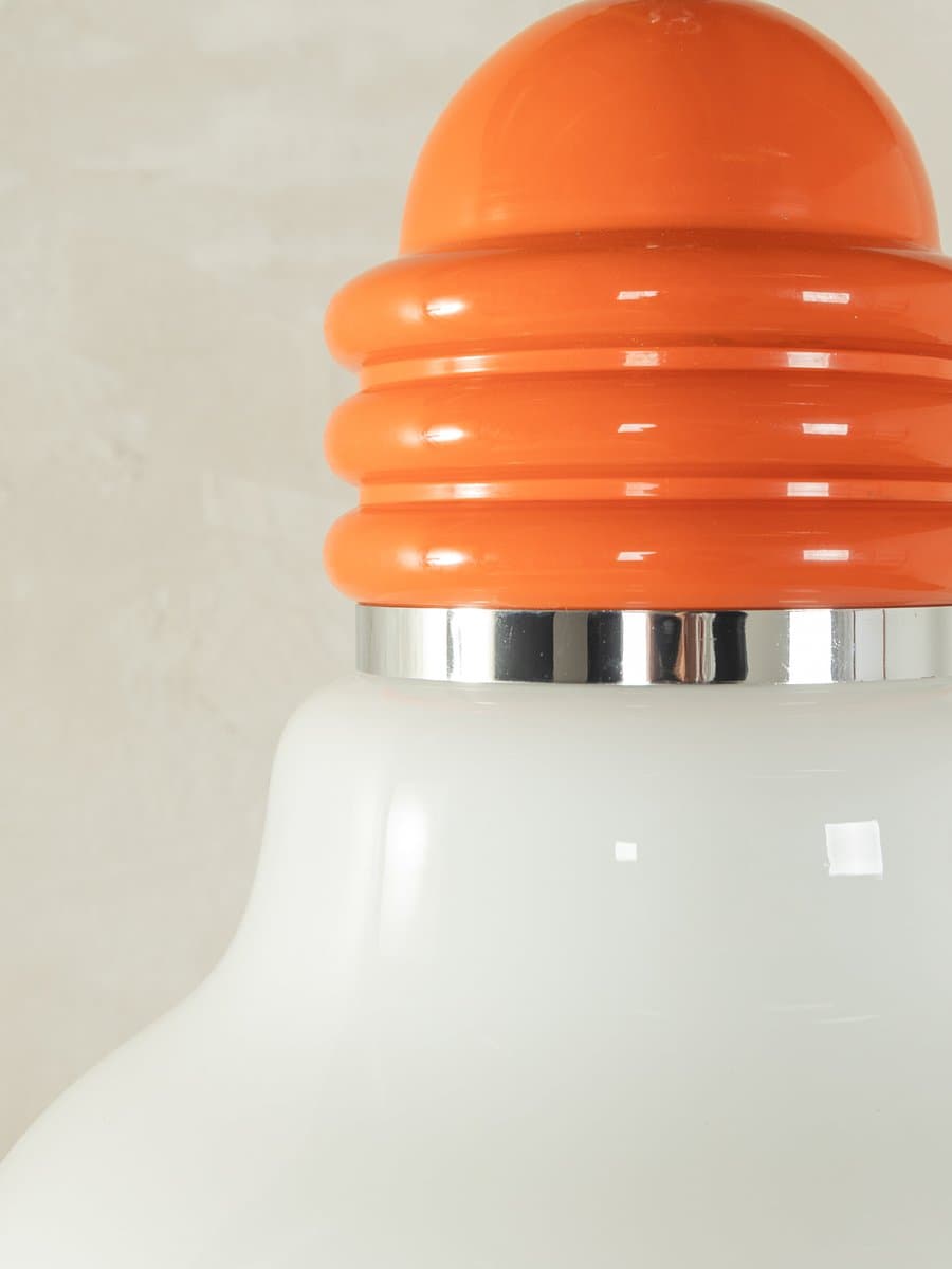 Lampa wisząca Arianna, szkło białe, metal pomarańczowy, proj. P. Brombin, Artemide, Niemcy, lata 70. - 286949
