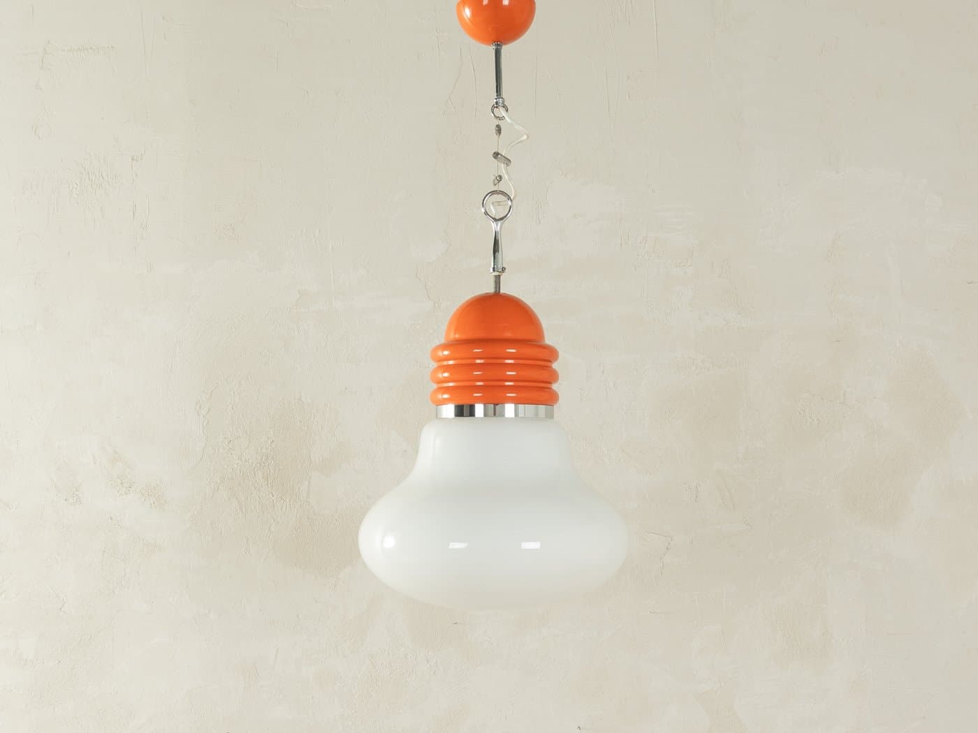 Lampa wisząca Arianna, szkło białe, metal pomarańczowy, proj. P. Brombin, Artemide, Niemcy, lata 70. - 286952