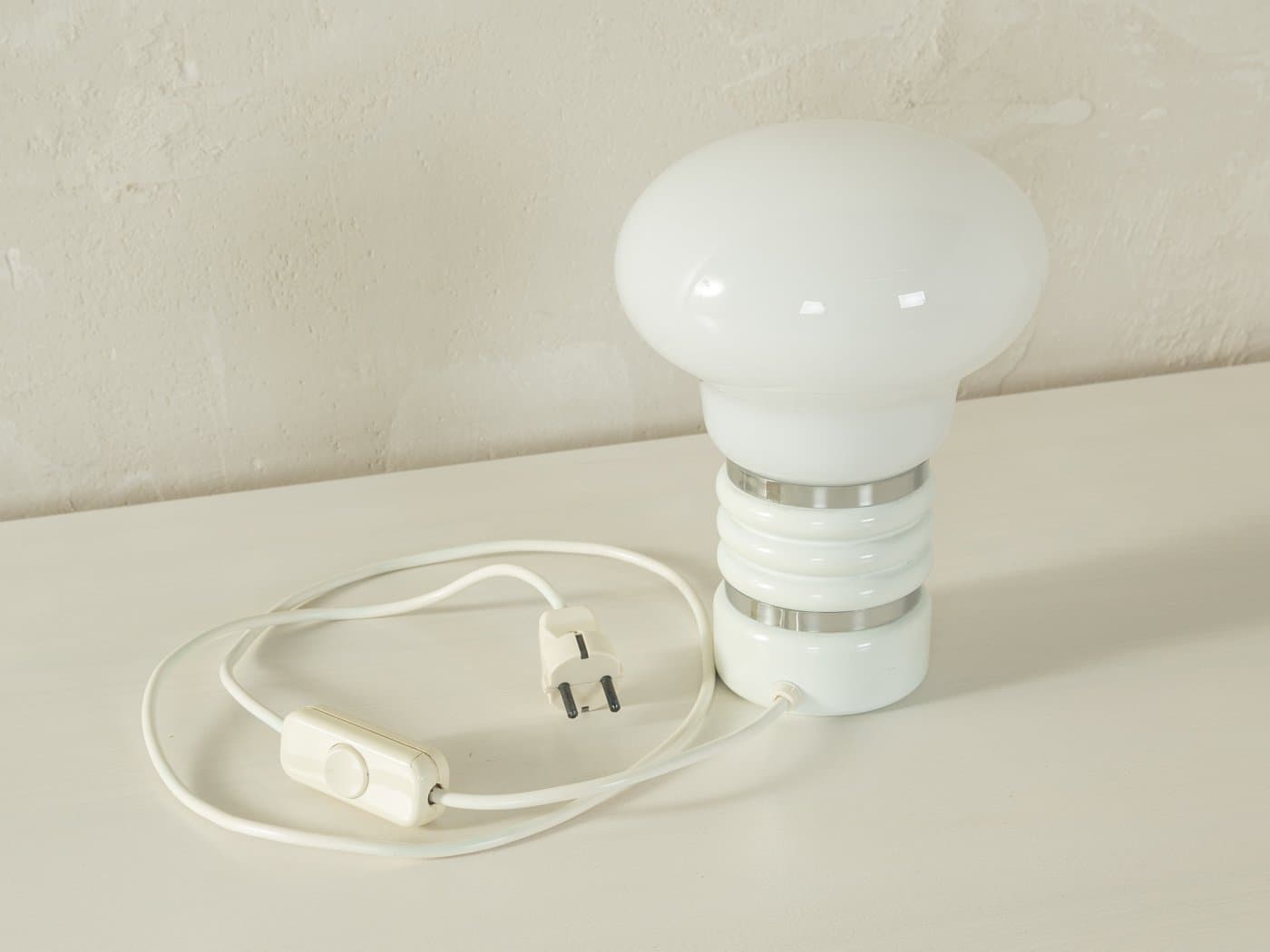 Table Lamp Bulb, matte white glass, silver metal, by E. Tronconi, Italy, 1970s. - 286943