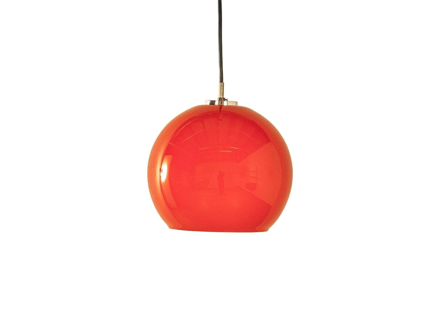 Lampa sufitowa okrągła, czerwona, szkło, Niemcy, lata 70.