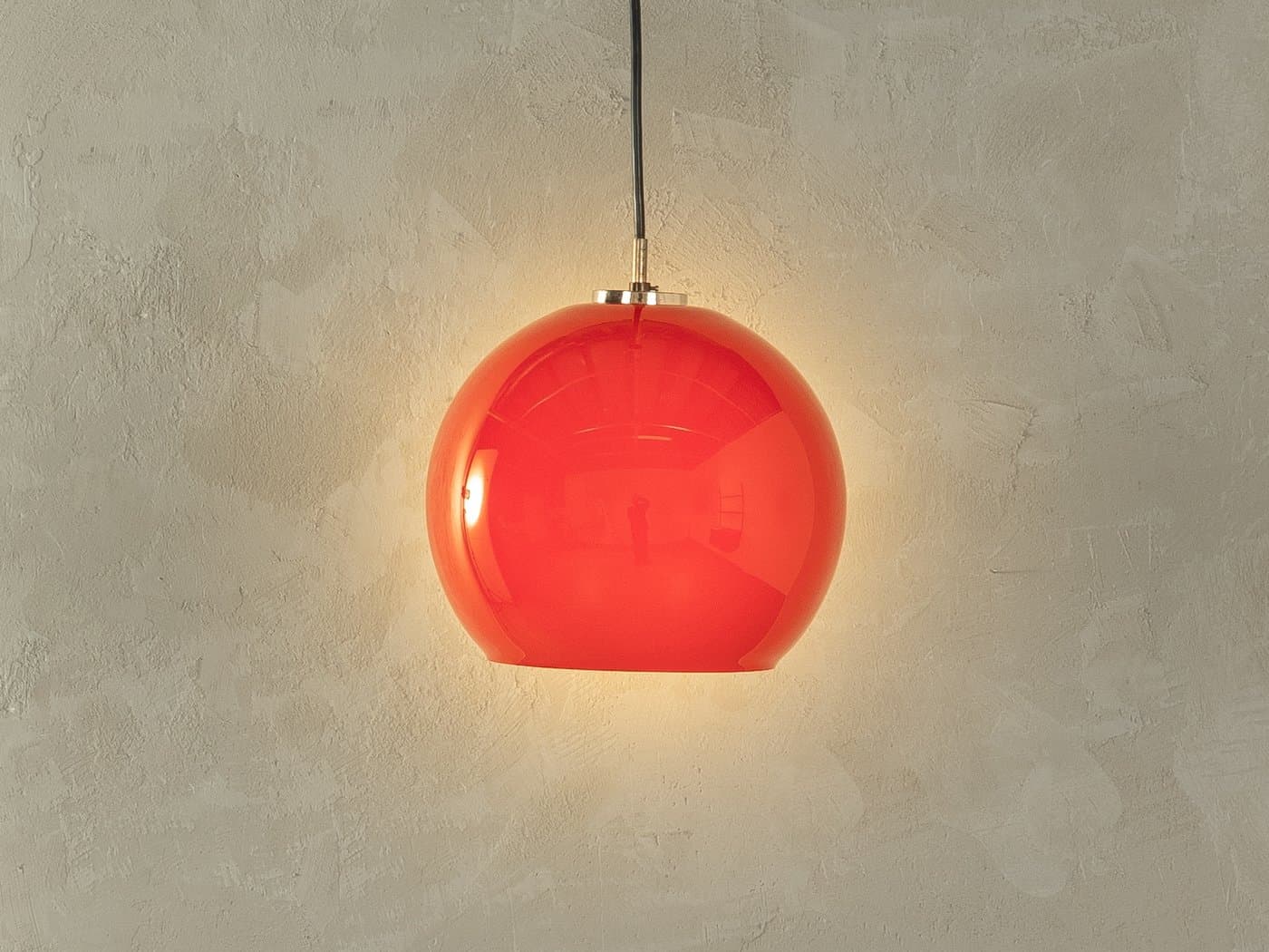 Lampa sufitowa okrągła, czerwona, szkło, Niemcy, lata 70. - 286902