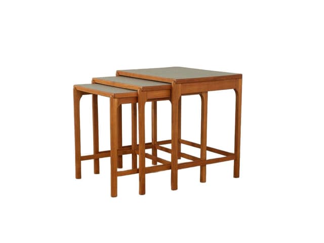 Zestaw trzech stolików pomocniczych, wiśnia brązowy, Niemcy, lata 50. - WYMIARY