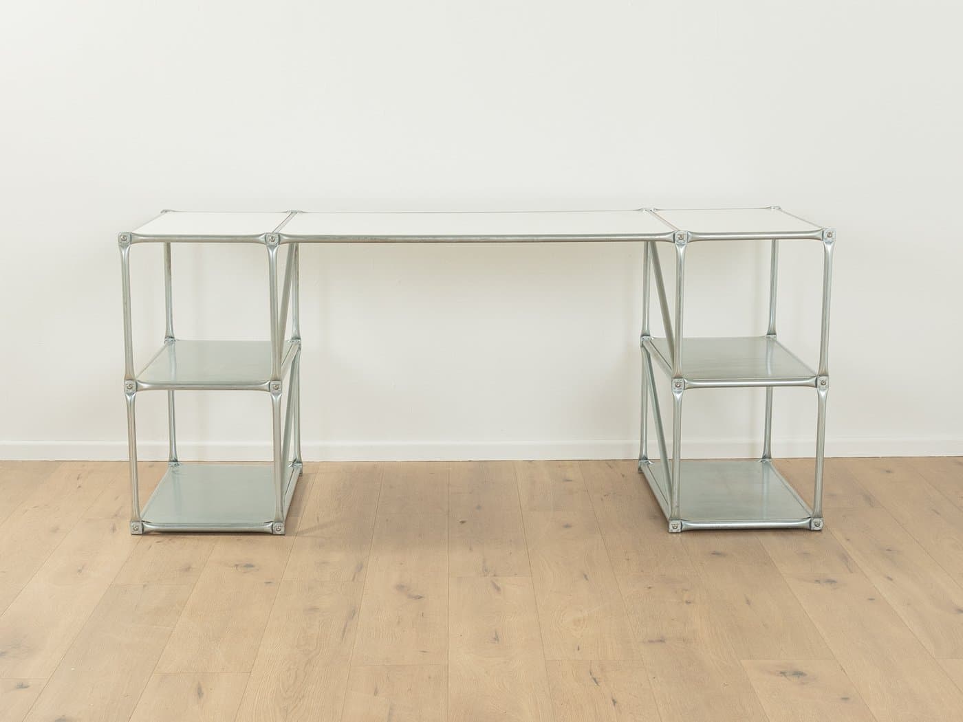 Desk, silver, stainless steel, Germany, 1980s. - 286400