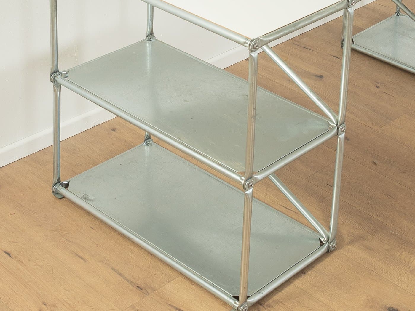 Desk, silver, stainless steel, Germany, 1980s. - 286399